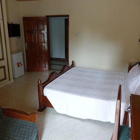 Wusum Hotel Makeni Exterior foto