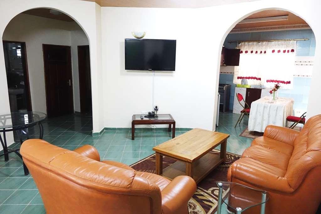 Wusum Hotel Makeni Habitación foto